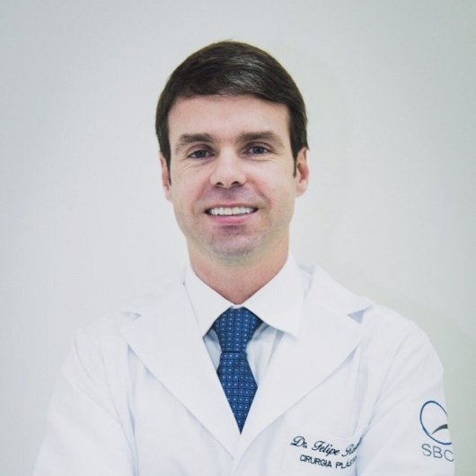 Dr. Felipe Rezende