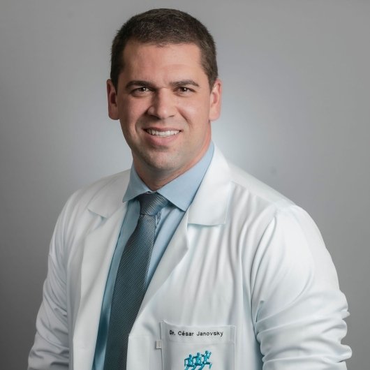 Dr. Cesar Janovsky