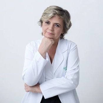 Dra. Ester Lessa