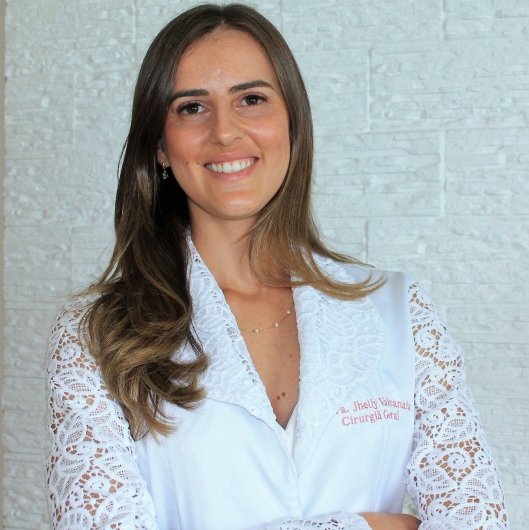 Dra. Jhelly Valcanaia