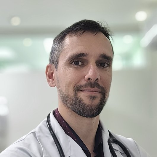 Dr. Tobias Reis