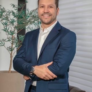 Dr. Marcelo Fiusa
