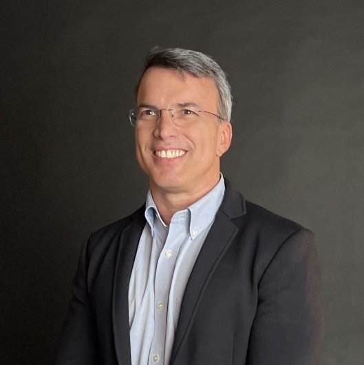 Dr. Rogerio Cotrim Martino
