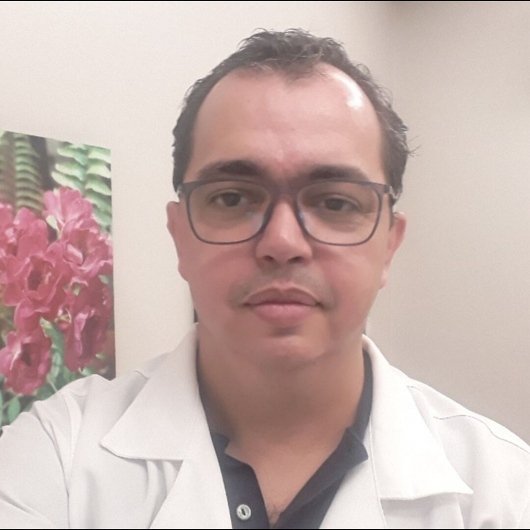 Dr. André Marquez Cunha