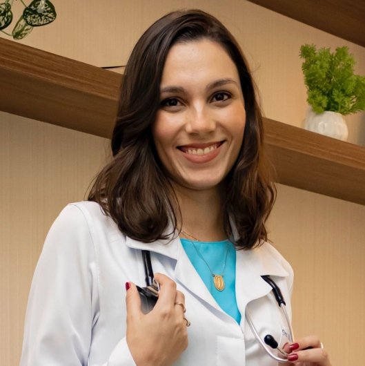 Dra. Stephanie Macedo Andrade