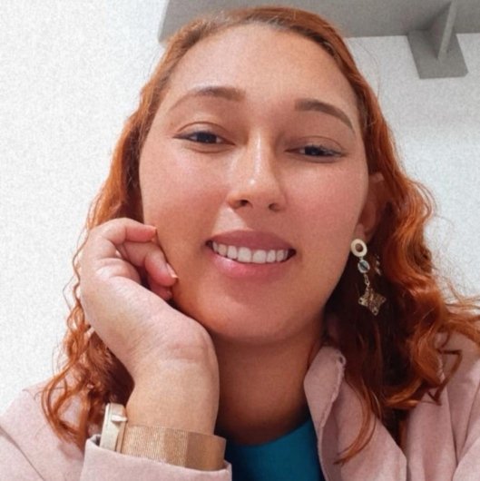 Dra. Kamila Pereira Faria Pio