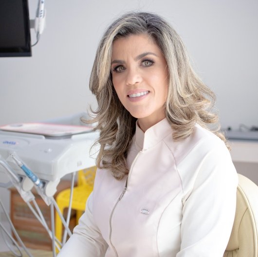 Dra. Cristiane Thais Stefani Fortinguerra