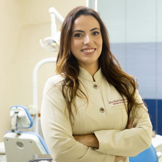 Dra. Camila Furtado de Souza