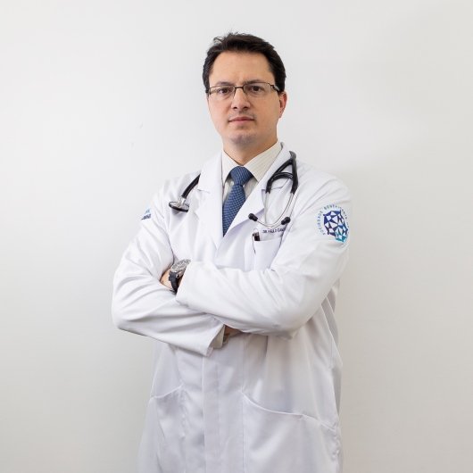 Dr. Paulo Camiz