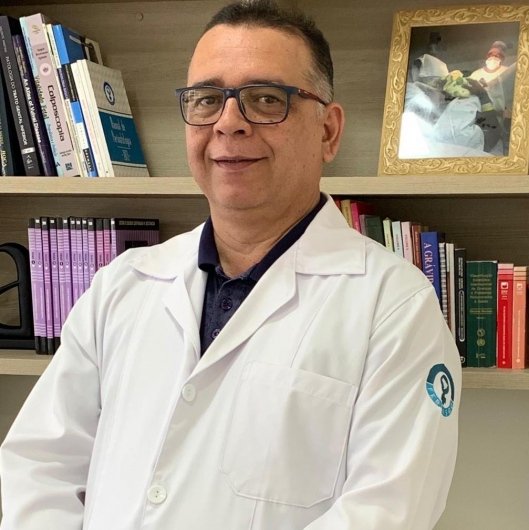 Dr. Wlademir Mendes