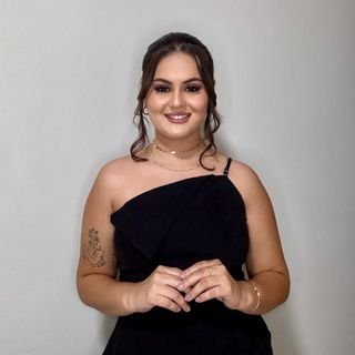 Dra. Mikaella Nunes de Souza