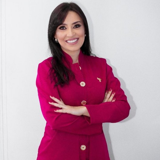 Dra. Eliane Patricia Oliveira
