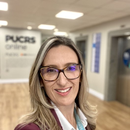 Dra. Juliana Tainski de Azevedo