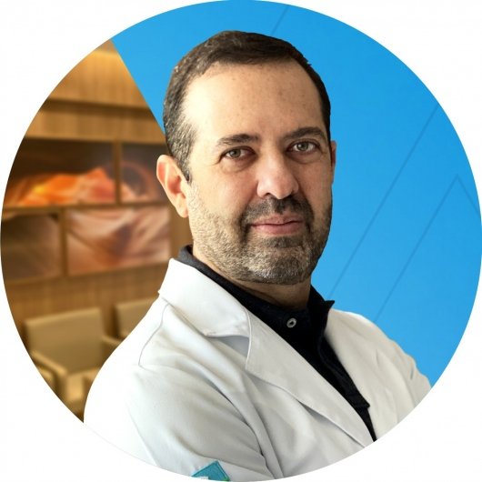 Dr. Gustavo Azi