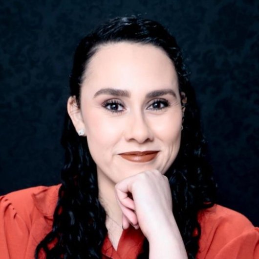 Dra. Ana Caroline Dias Silva