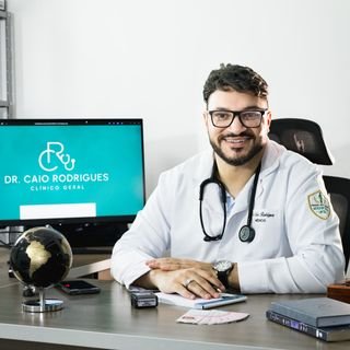 Dr. Caio Rodrigues