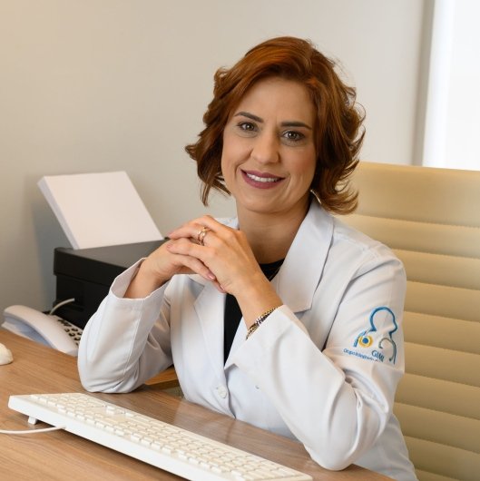 Dra. Elisa Siqueira Novaes