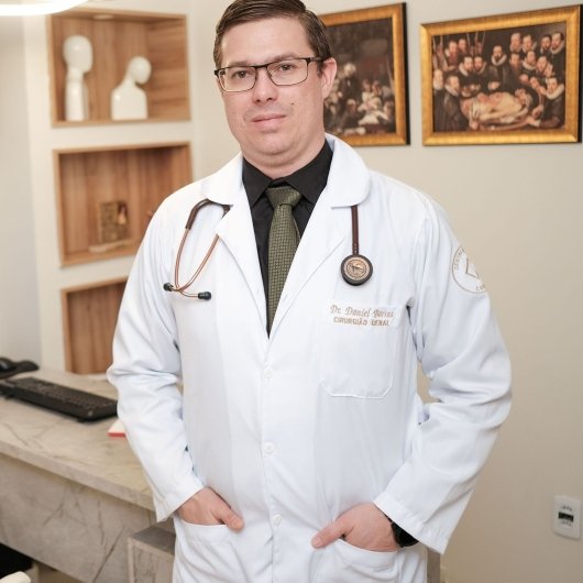 Dr. Daniel Pereira Barros