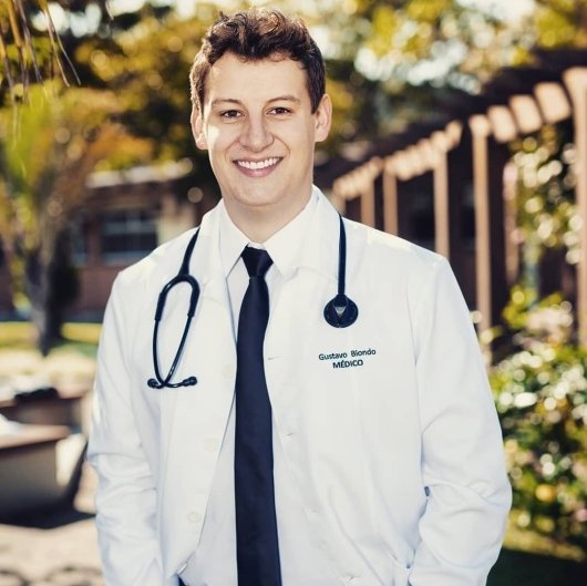 Dr. Gustavo Biondo