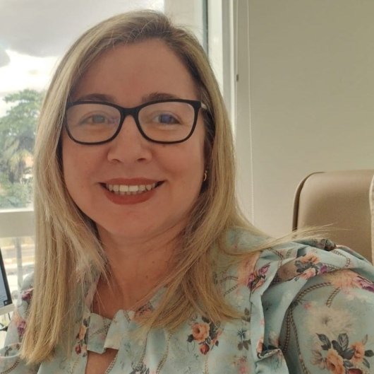 Dra. Claudia Goiabeira