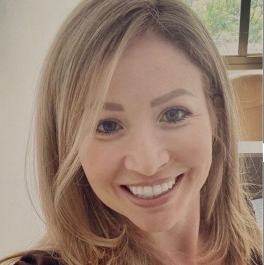 Dra. Deise Martins de Pontes