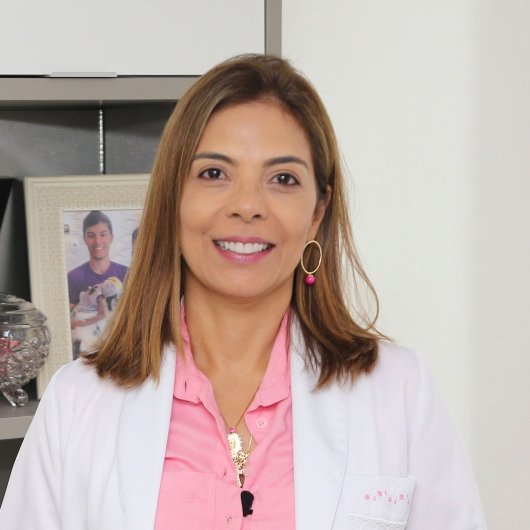 Dra. Meyre Morato