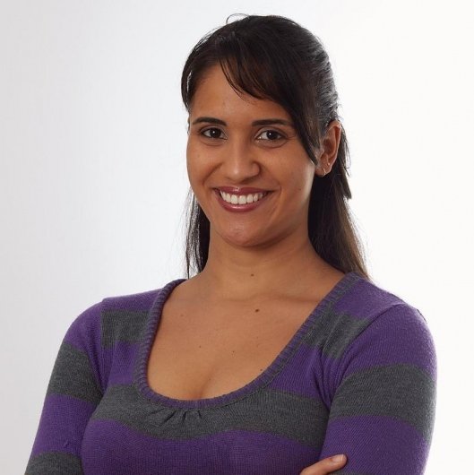 Claudia Caroline Lemos de Oliveira