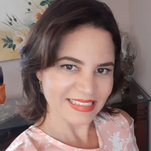 Dra. Fabrycianne Gonçalves Costa