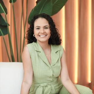 Dra. Vanessa Souza