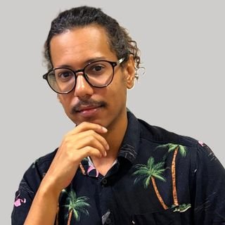 Prof. Aisllan Calado
