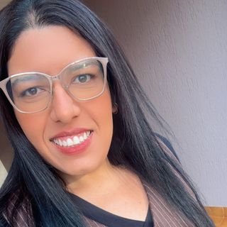 Dra. Caroline camillo Almeida