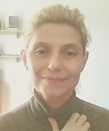 Dra. Simone Pinto Dimeglio