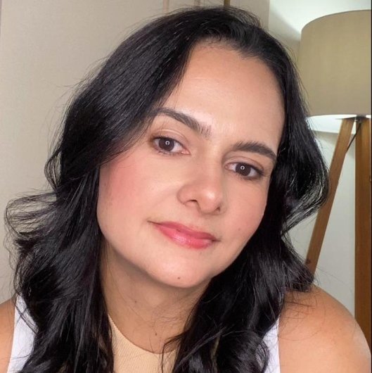 Dra. Ariana de Araujo Souza