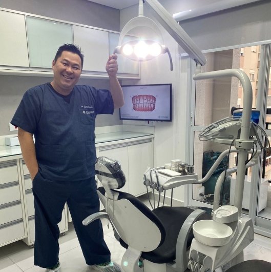 Dr. Evandro Inoue