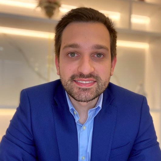 Dr. Vinícius Vasconcellos