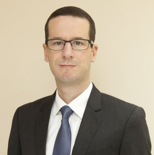 Dr. Marlus Eduardo G Schiavon