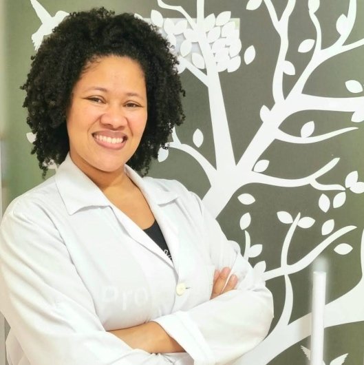 Dra. Jéssica França Nunes dos Santos