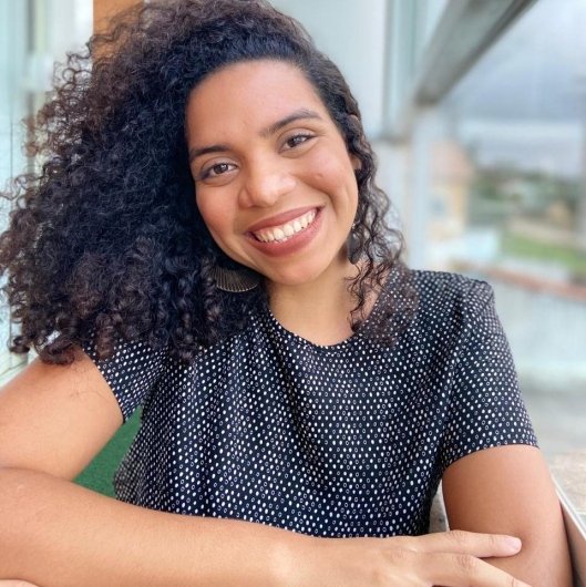 Anne Caroline S. de Sousa