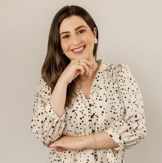 Luíza Espósito