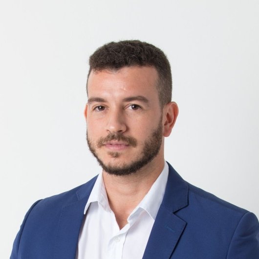 Dr. Américo Tomas Souza