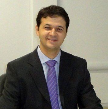 Dr. Thiago Torres