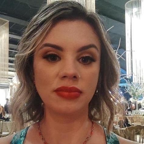 Dra. Karla Debora Neres Pereira Bastos