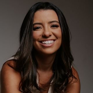 Dra. Amanda Costa