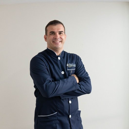 Dr. Bruno Bustamante