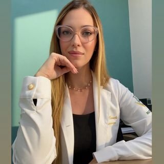 Dra. Viviane Caneschi
