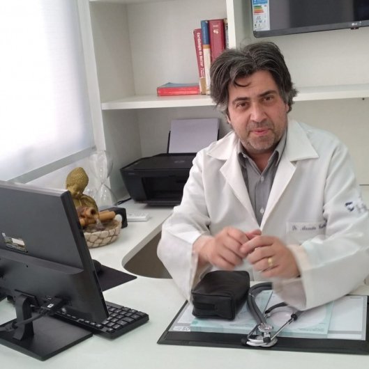 Dr. Alexander Guilherme