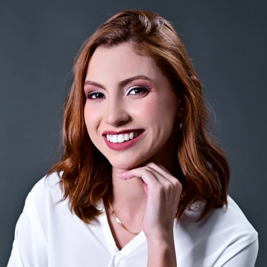 Larissa Andrade Tavares