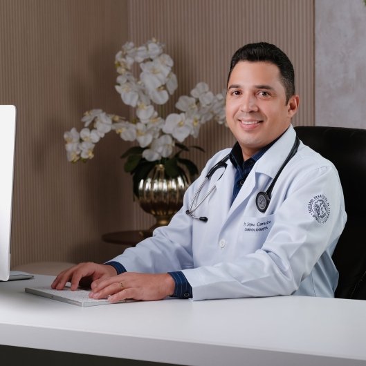 Dr. Saymo Carneiro