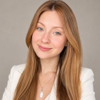 Dra. Gabriela Muniz