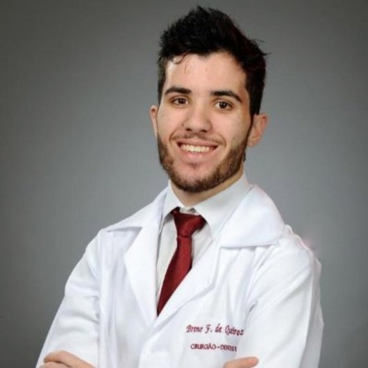 Dr. Breno Queiroz